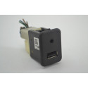Entrada Usb Auxiliar Sonic Onix Cobalt Tracker 12 A 19 Orig