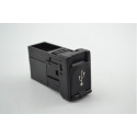 Entrada Conector Usb Toyota Yaris Xs 2023 Original