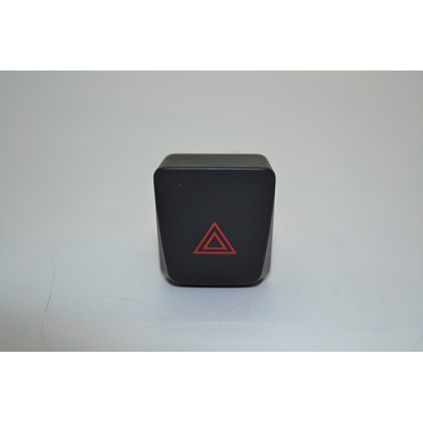 Botão Pisca Alerta Painel Nissan Kicks Active S 1.6 Original Botão Pisca Alerta Painel Nissan Kicks Active S 1.6 Original