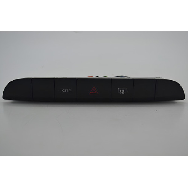 Botão Pisca Alerta Desembaçador Painel Mobi 2017 Original - Original