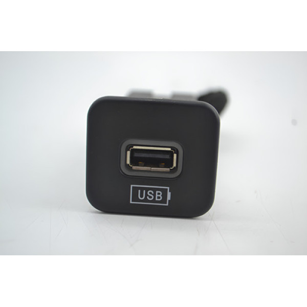 Entrada Usb Console Jeep Commander 2021 2022 Original Entrada Usb Console Jeep Commander 2021 2022 Original