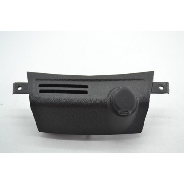 Moldura Tomada 12v Console Gm Tracker 2013 2014 Original