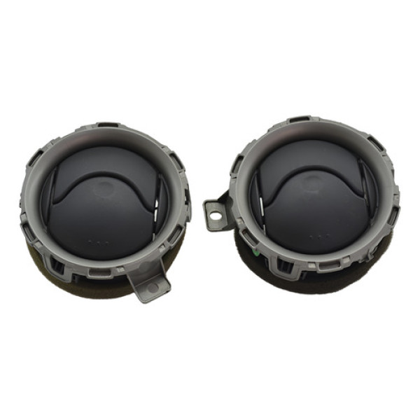 Par Difusor Lateral Painel Nissan Versa 2019 Original