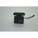 Entrada Conector Usb Auxiliar Console Cruze 2013 Original Preto