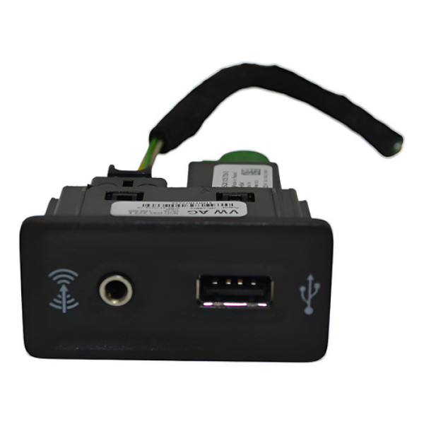 Entrada Conector Usb Auxiliar Volkswagen Golf 2017 Original Preto