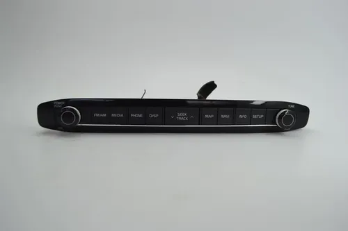 Régua Comando Controle Painel Radio Som Kia Grand Carnival