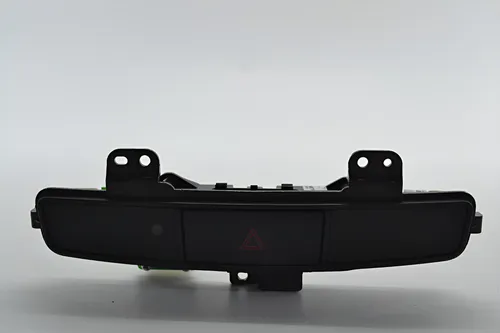 Botão Pisca Alerta Painel Mitsubishi Lancer 2012 Original Preto